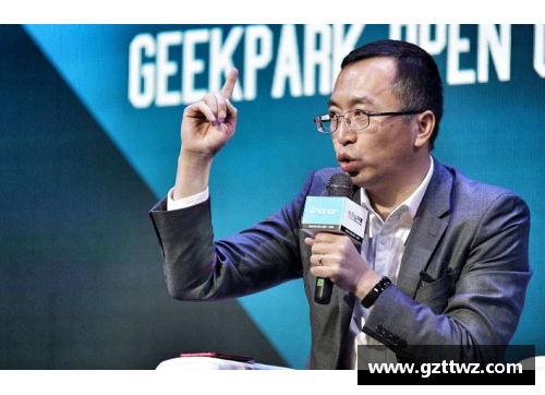 佰富彩采购大厅官网球员心中的陶醉：瓶中足球乐章